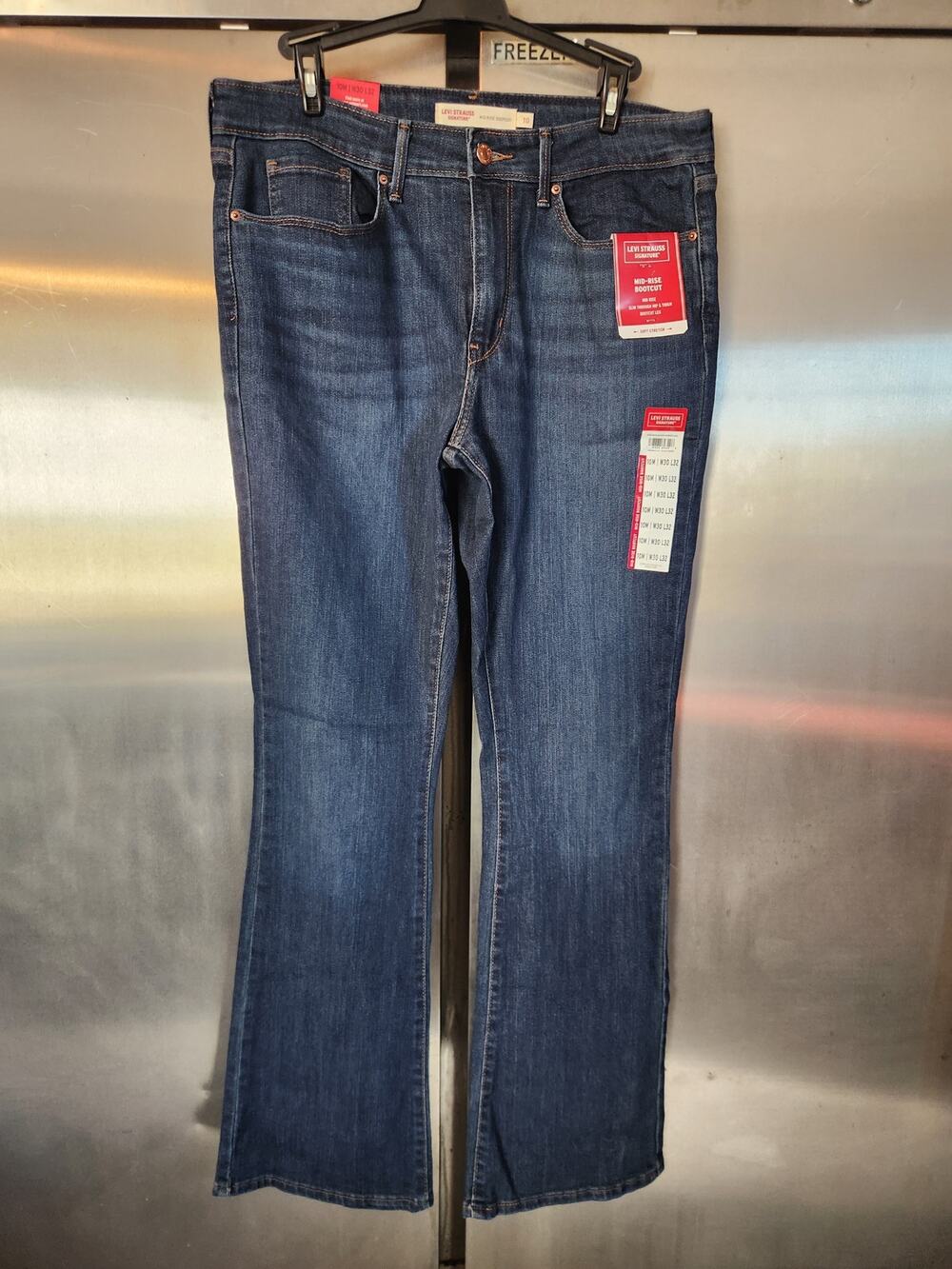 Levi Strauss Signature Womens Bootcut Jeans Size 10 | Mid-Rise Dark Wash Denim
